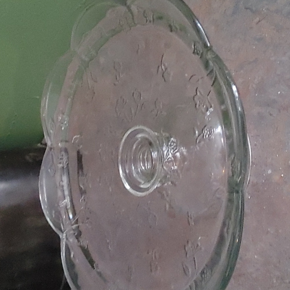 ✅Anchor Hocking Cake Plate Pedestal